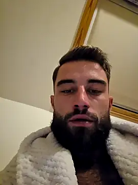 Vekie 007 online show from October 2025 08:44:02 PM