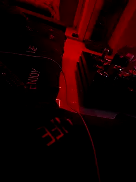 Vekie 007 online show from March 2026 01:05:01 AM