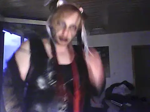 Family666Zombie online show from April 2026 03:53:01 AM