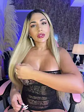 Celestemilan online show from April 2026 08:10:02 PM