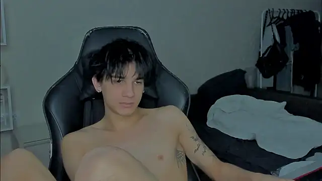 MarkBrowniii online show from December 2024 05:09:02 AM