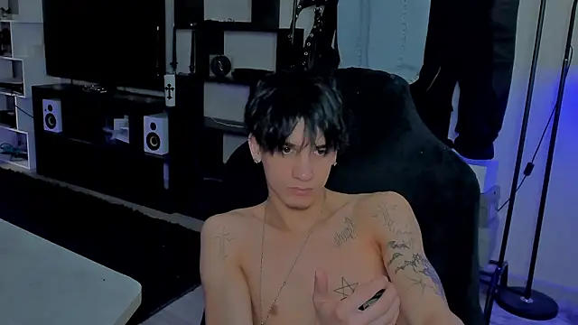 MarkBrowniii online show from April 2026 01:45:01 PM