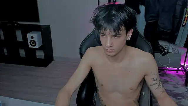 MarkBrowniii online show from March 2025 06:04:02 AM