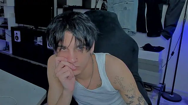 MarkBrowniii online show from April 2026 03:32:01 AM