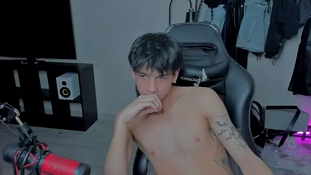 MarkBrowniii online show from March 2025 10:08:02 PM