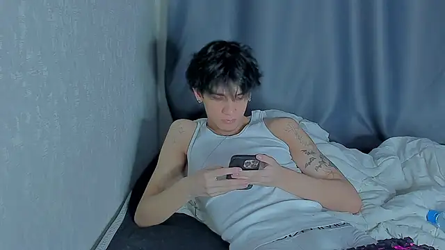 MarkBrowniii online show from November 2025 10:46:01 PM