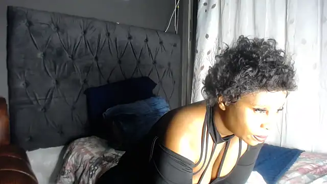 Nattybae09 online show from November 2025 04:44:02 PM