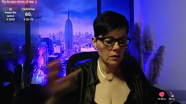 ninarandmann online show from May 2026 03:49:02 PM