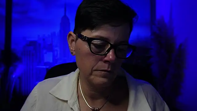 ninarandmann online show from November 2025 06:08:01 PM