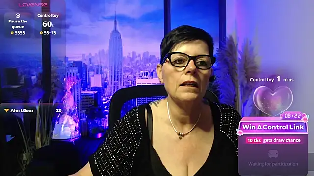 ninarandmann online show from May 2026 04:24:01 PM