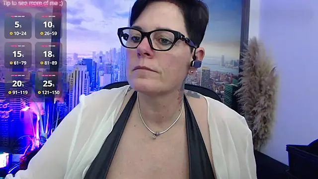 ninarandmann online show from February 2025 05:20:01 PM