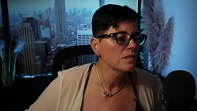 ninarandmann online show from November 2025 06:47:02 PM