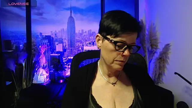 ninarandmann online show from May 2026 02:45:01 PM