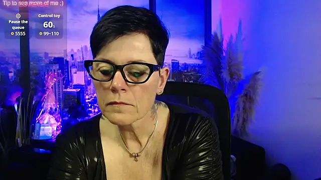 ninarandmann online show from April 2026 04:09:01 PM