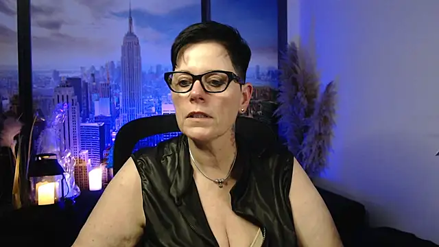 ninarandmann online show from December 2025 06:19:01 PM