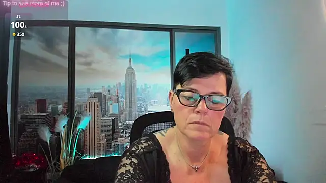 ninarandmann online show from October 2025 05:46:01 PM