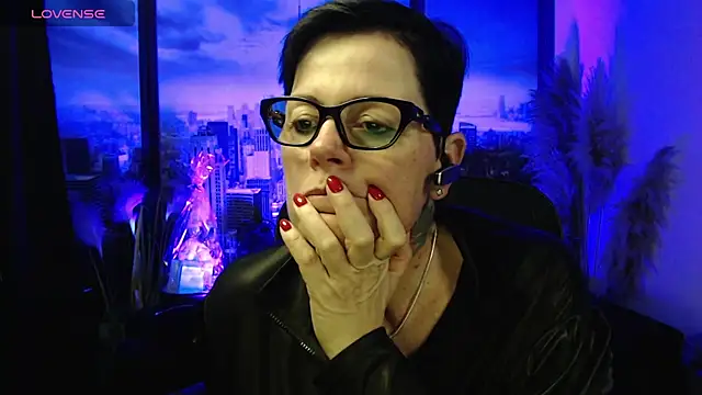 ninarandmann online show from March 2026 07:17:01 PM