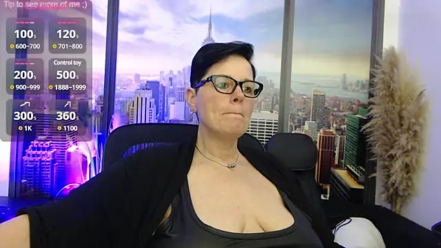 ninarandmann online show from February 2025 05:52:01 PM