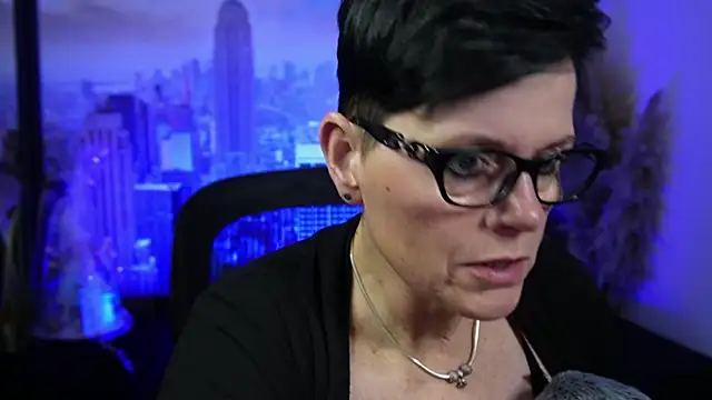 ninarandmann online show from November 2025 06:09:01 PM