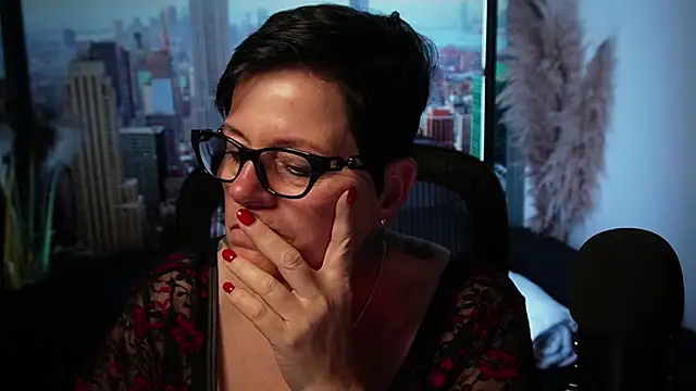 ninarandmann online show from November 2025 06:01:02 PM