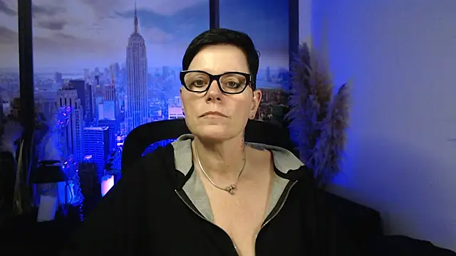 ninarandmann online show from December 2025 05:59:02 PM