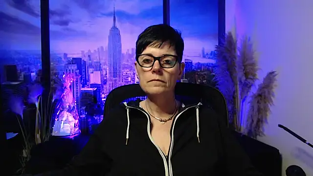 ninarandmann online show from May 2026 04:03:02 PM