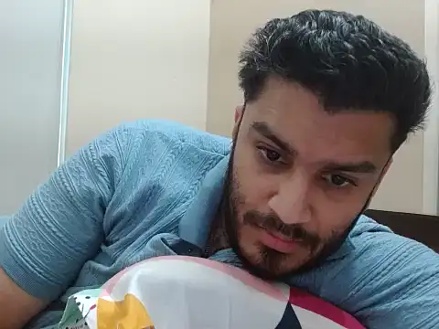 robintoit online show from April 2026 03:35:01 AM