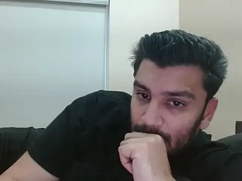 robintoit online show from May 2026 02:52:01 AM