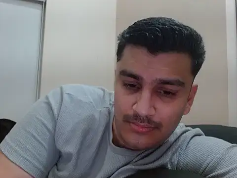 robintoit online show from April 2026 02:10:02 PM