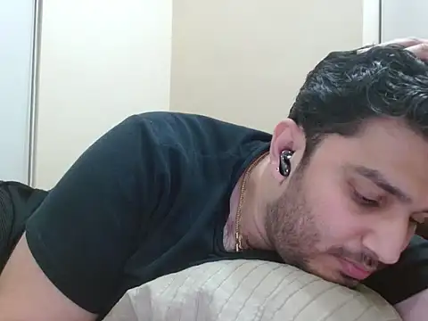 robintoit online show from November 2025 04:29:02 PM