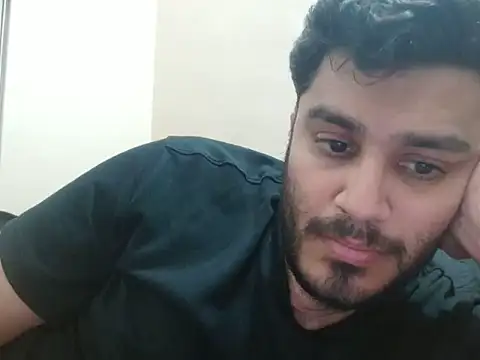 Snapshot of robintoit chatting on June 2026 05:29:01 PM robintoit online show from June 2026 05:29:01 PM
