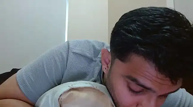 robintoit online show from March 2025 05:38:02 AM