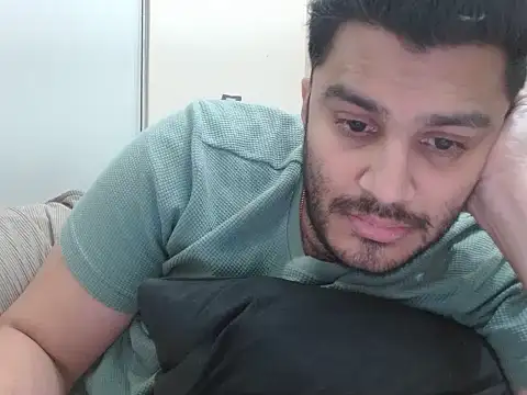 robintoit online show from May 2026 08:45:02 PM