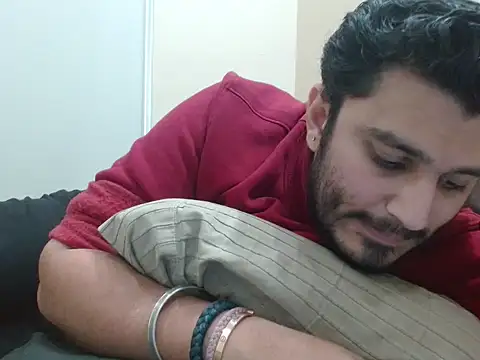 robintoit online show from December 2025 06:49:02 AM