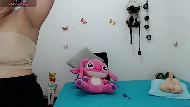 mom hot   online show from April 2026 06:43:01 PM