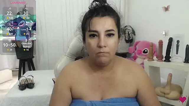 Snapshot of mom_hot__ chatting on July 2026 08:09:02 PM mom hot online show from July 2026 08:09:02 PM