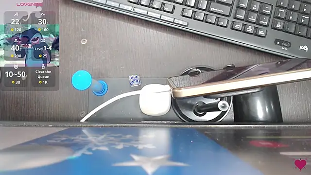 mom hot   online show from February 2026 09:50:01 PM