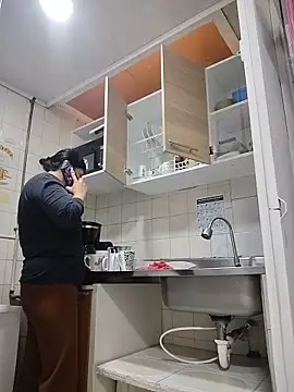 Natasha milf   online show from November 2025 12:49:01 PM