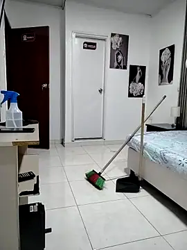 Natasha milf   online show from February 2026 01:05:01 AM