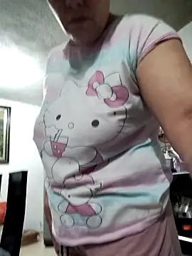 Natasha milf   online show from October 2025 10:37:02 AM