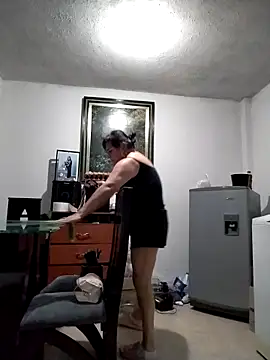 Natasha milf   online show from February 2026 03:06:01 AM