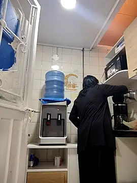 Natasha milf   online show from November 2025 12:31:02 PM