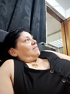 Natasha milf   online show from December 2025 06:09:02 PM