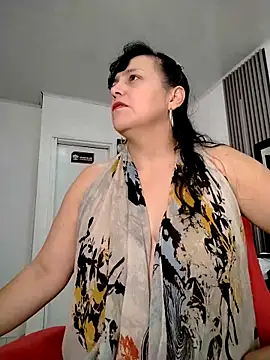 Natasha milf   online show from April 2026 05:30:01 PM