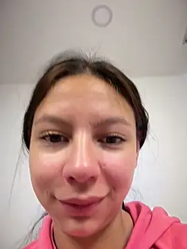 Bonniepark online show from November 2025 12:09:02 PM