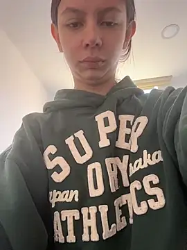 Bonniepark online show from February 2026 05:02:02 PM