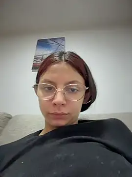 Bonniepark online show from March 2026 12:00:01 AM