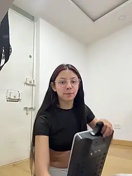 Bonniepark online show from March 2026 12:08:04 AM