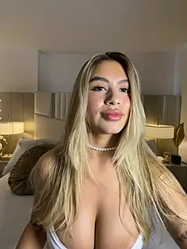  laura 02 online show from April 2026 07:31:02 PM