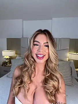  laura 02 online show from June 2026 08:30:01 PM